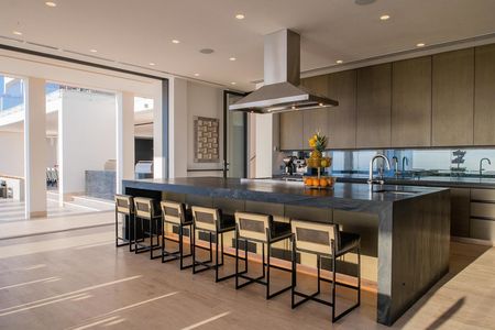 20260402234400711620000000-o