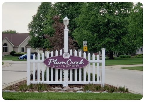 sign - plum creek