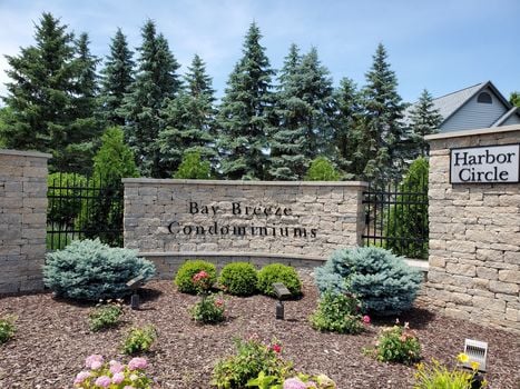 Bay Breeze Condominiums