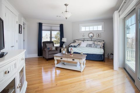 58shoredrmattapoisett-16