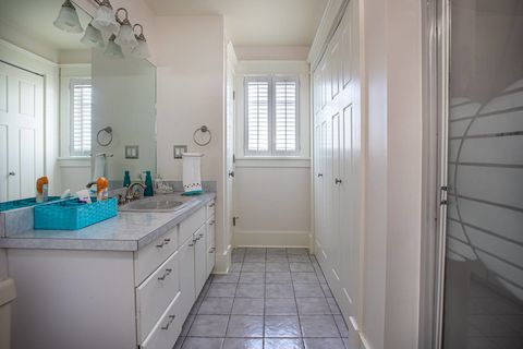 58shoredrmattapoisett-26