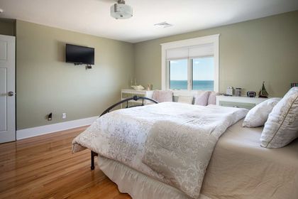 58shoredrmattapoisett-21