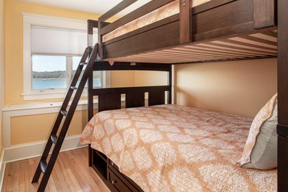 58shoredrmattapoisett-22