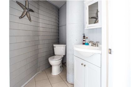 58shoredrmattapoisett-29