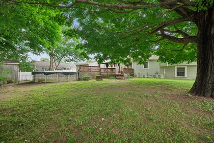 72-Mayfield-St-Seekonk-MA-Fenced-in-back-yard-2