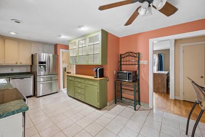 72-Mayfield-St-Seekonk-MA-Kitchen-3