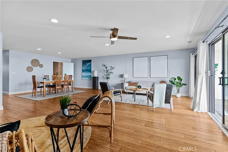 7ad2ac24794dfbc60d7276ca678ea6a1-uncropped_scaled_within_1536_1152