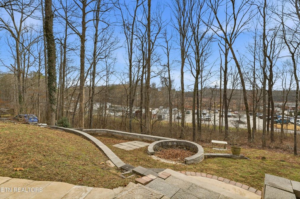 110-hendrix-dr-oak-ridge-tn-31