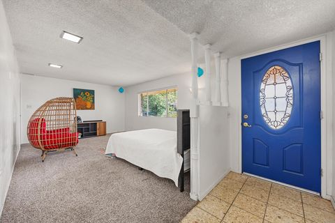 05-Illuminate Photography - 10 Grey Way - 11