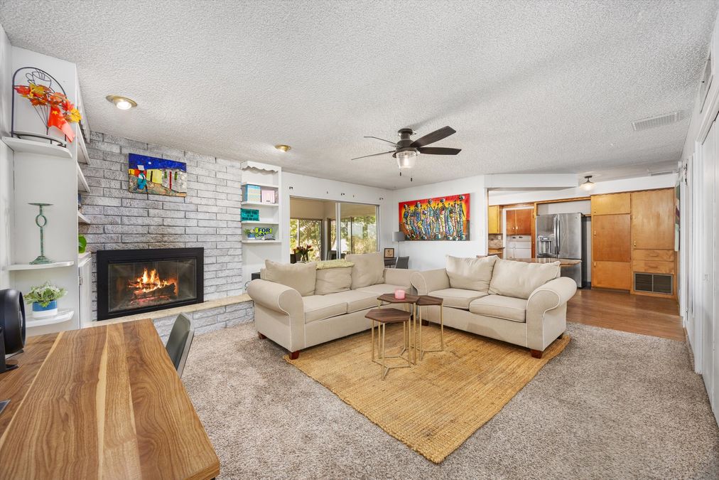 08-Illuminate Photography - 10 Grey Way - 14