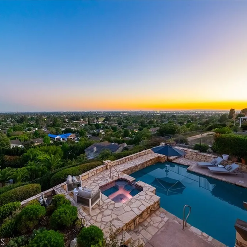 Panoramic Views, Luxury Upgrades & Ultimate Indoor-Outdoor Living