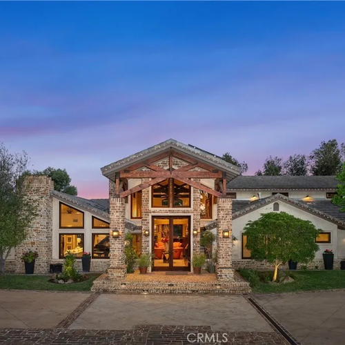 Exclusive Lakeside Estate in Orange Park Acres – A Once-in-a-Generation Offering