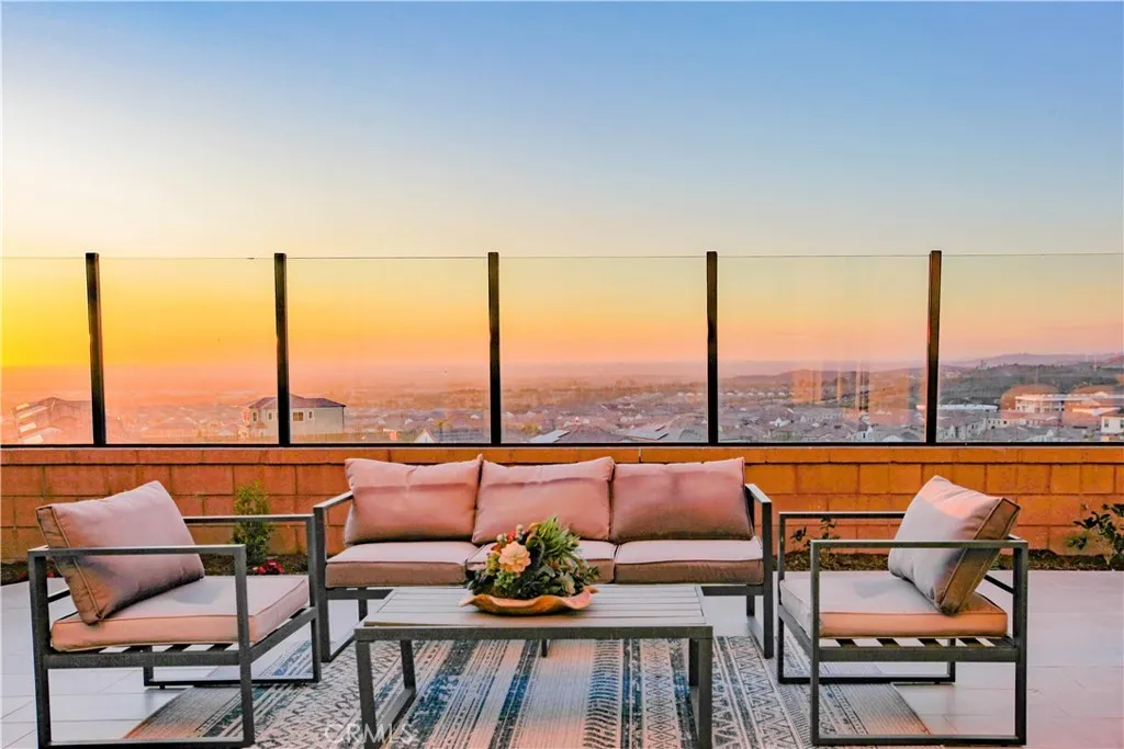 fa964a850ebf02beb4ff972ecd7a7a1dl-m1350673614rd-w1280_h960