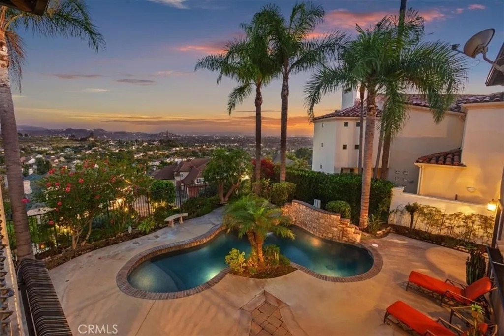 1e4717d829f45d3138257ef1347a4cb9l-m242151371rd-w1280_h960