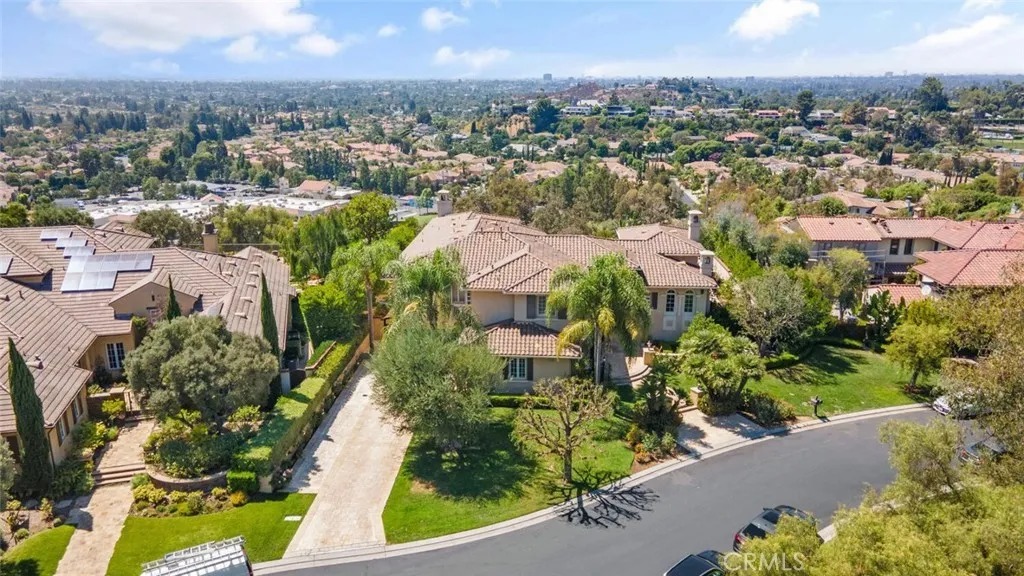 36e35ef69bfb49a30fb42e622cdb902al-m2564721606rd-w1280_h960