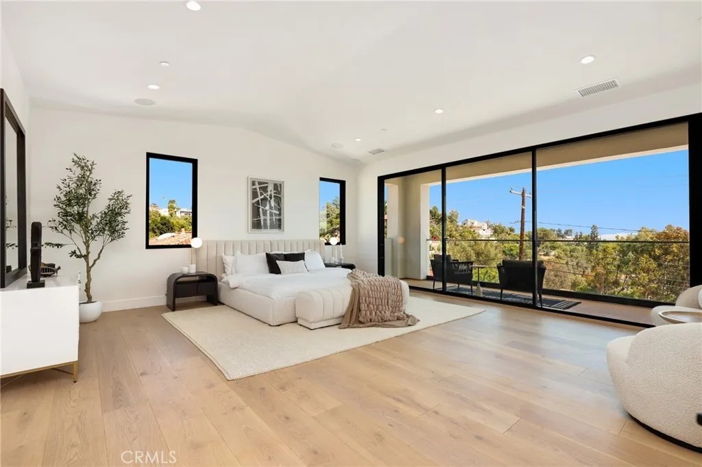 9aca4d5d71b1ab81bde45af6af93b5c8l-m2371351553rd-w1280_h960