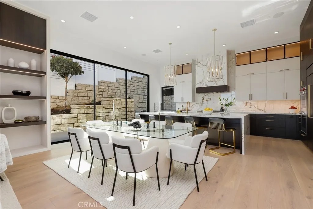 9aca4d5d71b1ab81bde45af6af93b5c8l-m2816741869rd-w1280_h960