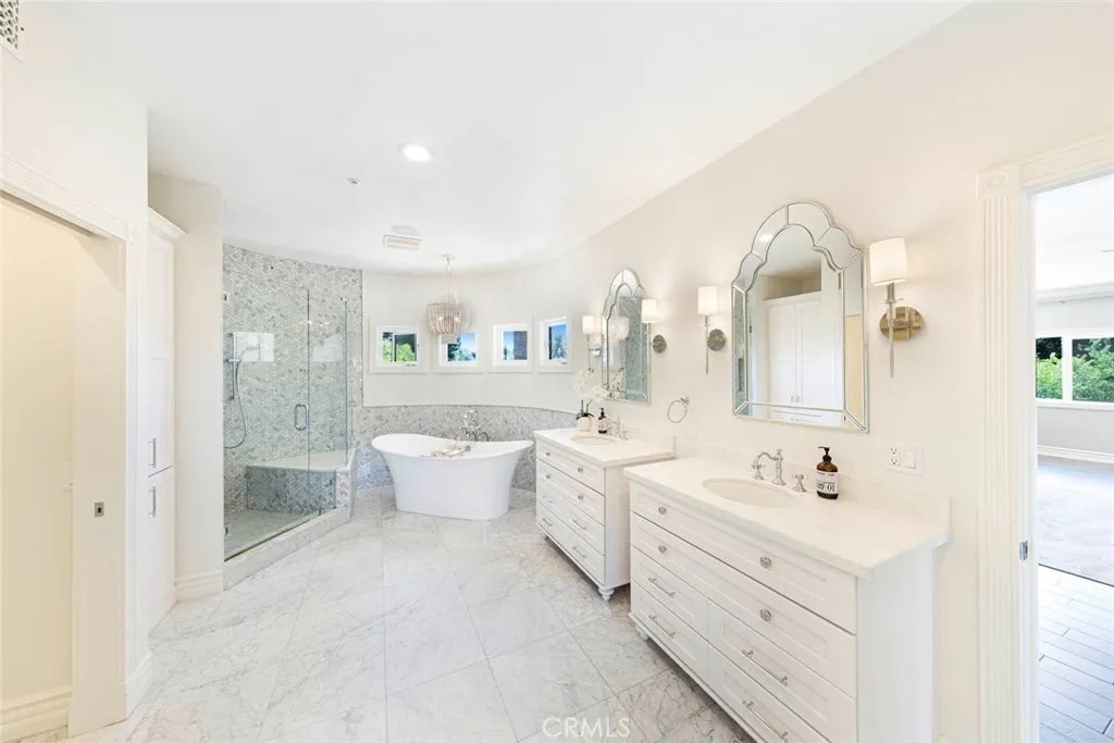 c73630fedb1e84dfe821459b0926c3bbl-m3342325965rd-w1280_h960