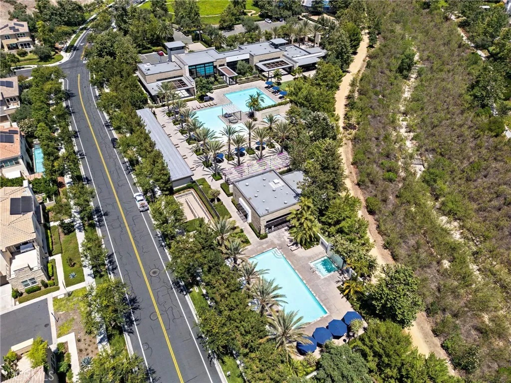 ccdfa73600ef958a84101f6034ffbc67l-m1764253459rd-w1280_h960