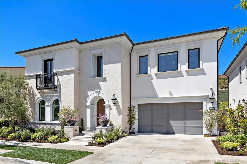 ccdfa73600ef958a84101f6034ffbc67l-m659295003rd-w1280_h960