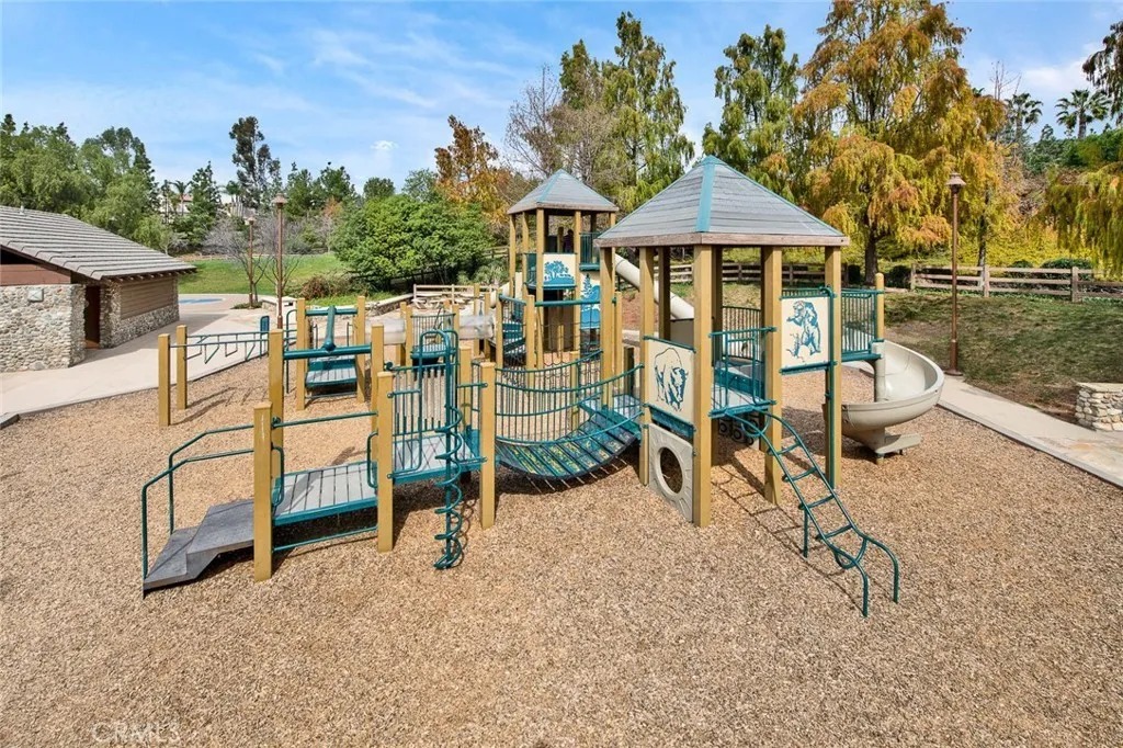 586ce13149d90409bb1cac3cfa6dee27l-m2481925987rd-w1280_h960