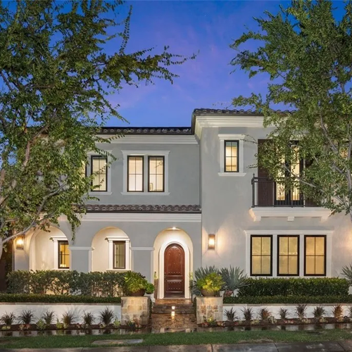 A Modern Masterpiece of Luxury and Design in Orchard Hills