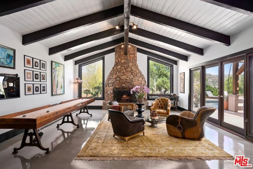 62d4a457f24da1e1627537894c4b9717l-m3043722457rd-w1280_h960