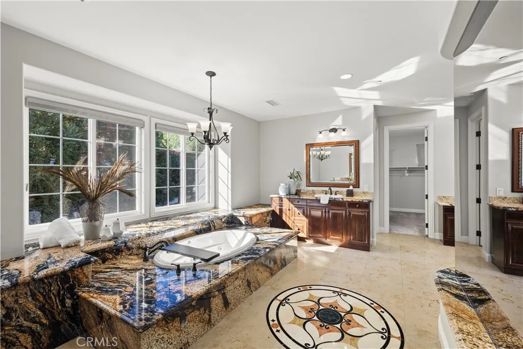 c464e89047f3664f85c7f3baa494e49el-b3630604969rd-w1280_h960