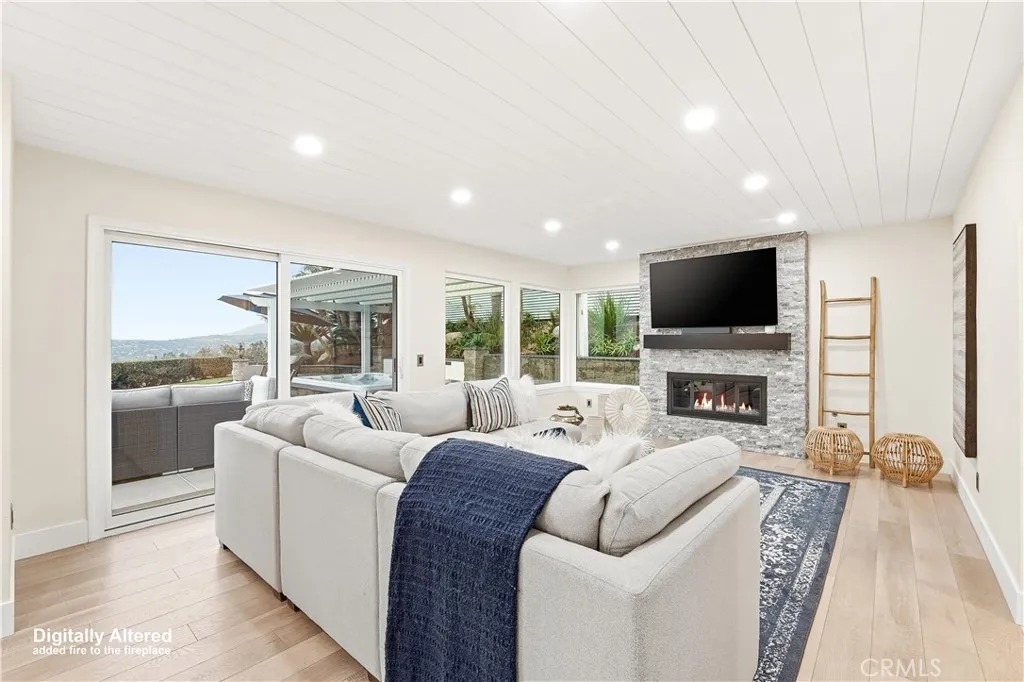 0db8fb1b03e03b995800907cb2b17851l-m3132982381rd-w2048_h1536