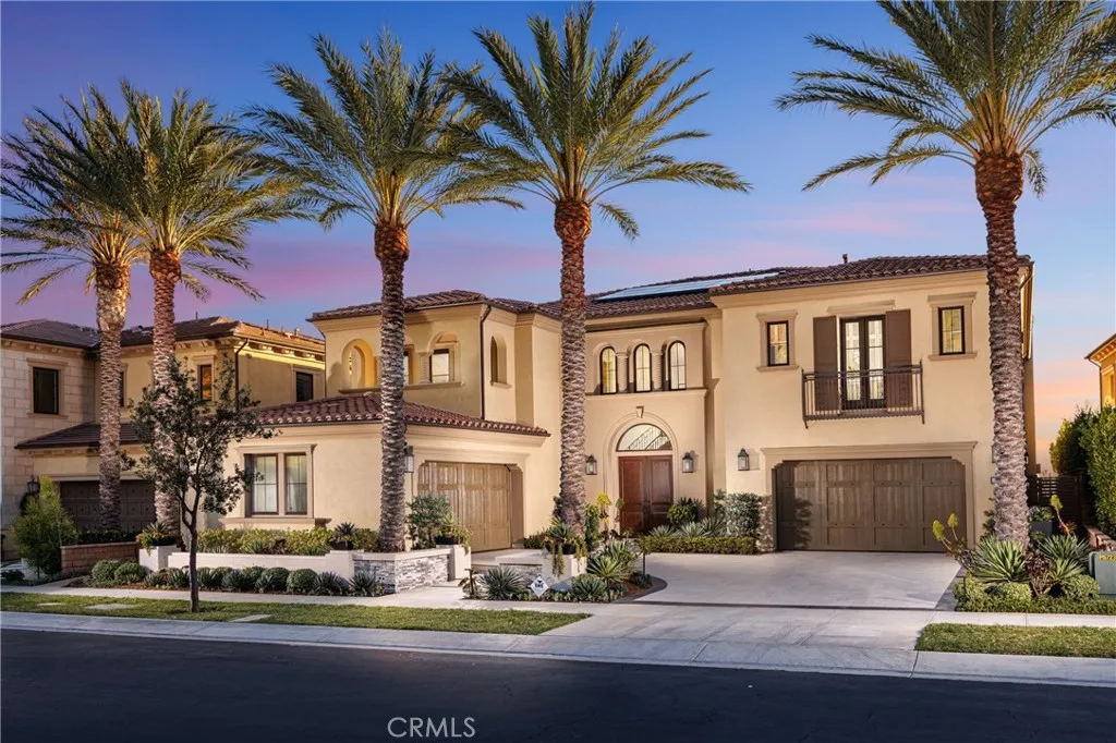 8ad87a4f599d6453ffa67f3d2fb9a6b4l-m1212220058rd-w2048_h1536