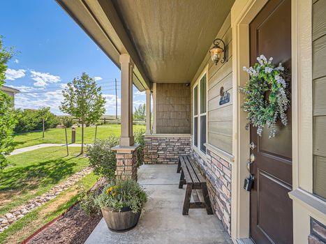 06 Exterior Front Entry