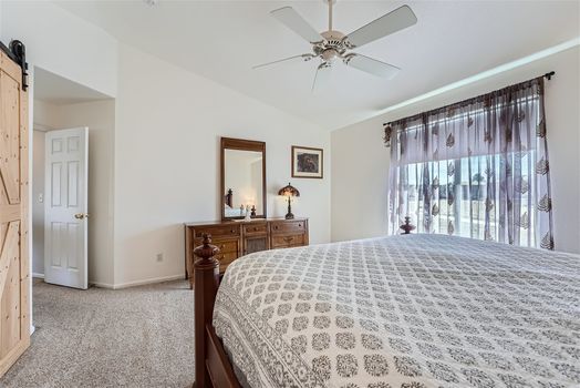 10009 Blackbird Cir &#8211; Web Quality &#8211; 016 &#8211; 24 2nd Floor Primary Bedroom