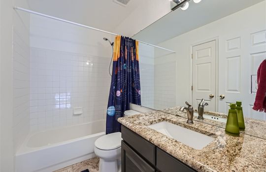 10009 Blackbird Cir &#8211; Web Quality &#8211; 023 &#8211; 34 2nd Floor Bathroom