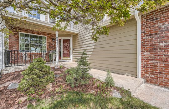 2845 Spring Hill Peak &#8211; Web Quality &#8211; 003 &#8211; 03 Exterior Front Entry