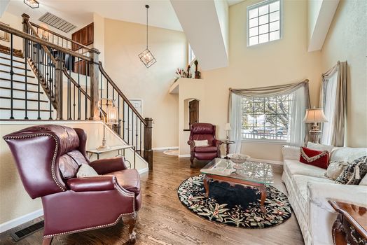 2845 Spring Hill Peak – Web Quality – 004 – 04 Living Room