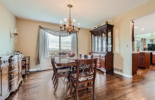 2845 Spring Hill Peak &#8211; Web Quality &#8211; 005 &#8211; 07 Dining Room