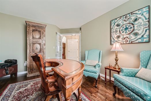 2845 Spring Hill Peak – Web Quality – 006 – 09 Office