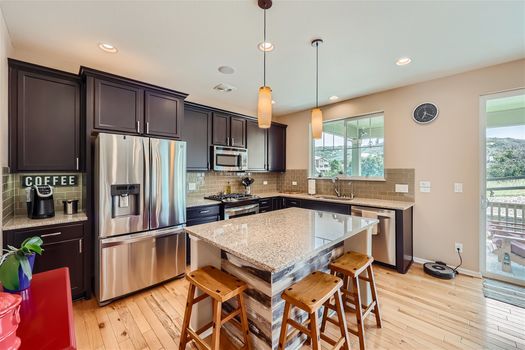 1140 Raindrop Way &#8211; Web Quality &#8211; 006 &#8211; 06 Kitchen