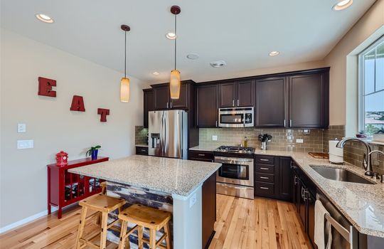 1140 Raindrop Way &#8211; Web Quality &#8211; 007 &#8211; 07 Kitchen