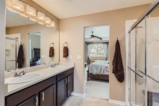 1140 Raindrop Way &#8211; Web Quality &#8211; 015 &#8211; 17 2nd Floor Primary Bathroom