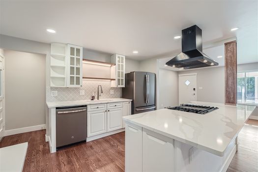 1575 S Cape St &#8211; Web Quality &#8211; 017 &#8211; 13 Kitchen