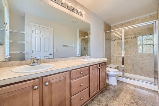 970 Rockhurst Drive #C – Web Quality – 018 – 20 2nd Floor Primary Bathroom