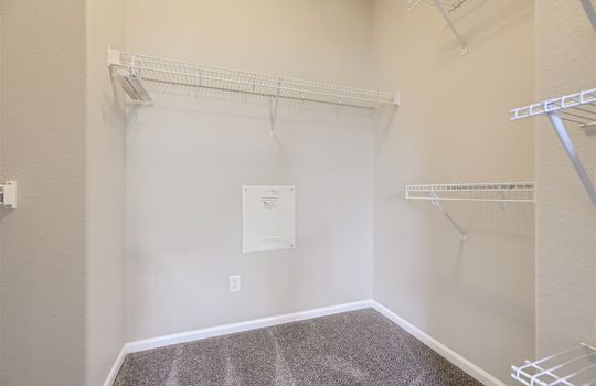 970 Rockhurst Drive #C &#8211; Web Quality &#8211; 020 &#8211; 22 2nd Floor Primary Bedroom Closet