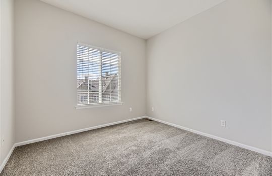 970 Rockhurst Drive #C &#8211; Web Quality &#8211; 022 &#8211; 24 2nd Floor Bedroom