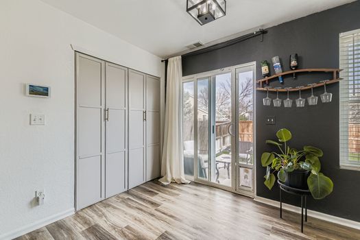 892 Mockingbird Lane - Web Quality - 009 - 11 Dining Room