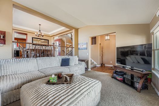 2334 Westout Ave - Web Quality - 009 - 10 Living Room