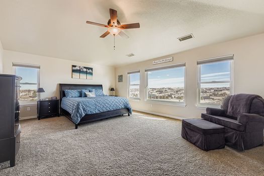 2334 Westout Ave - Web Quality - 028 - 25 2nd Floor Primary Bedroom