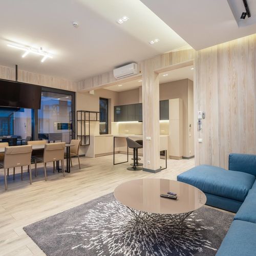 Decluttering Your Home: 12 Simple Steps to Simplify (Free Checklist for Hollister Homeowners)