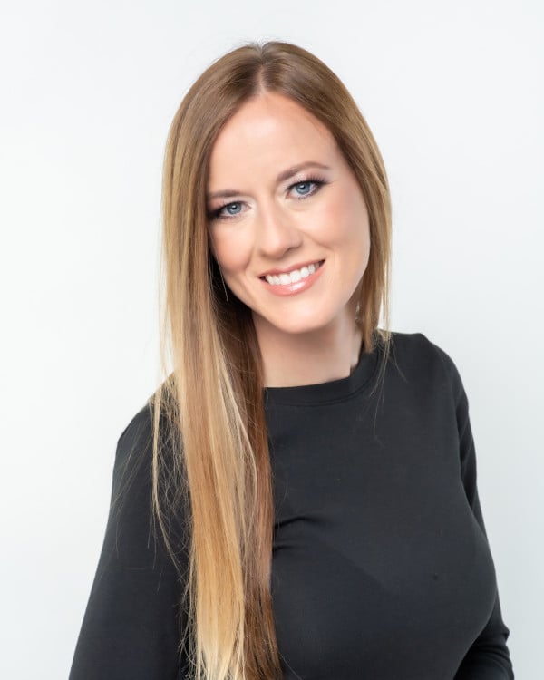 Staci_Nelson_headshot