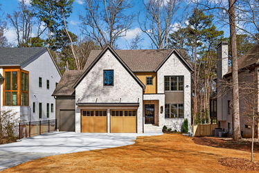 1-2617 Winding Ln NE-1